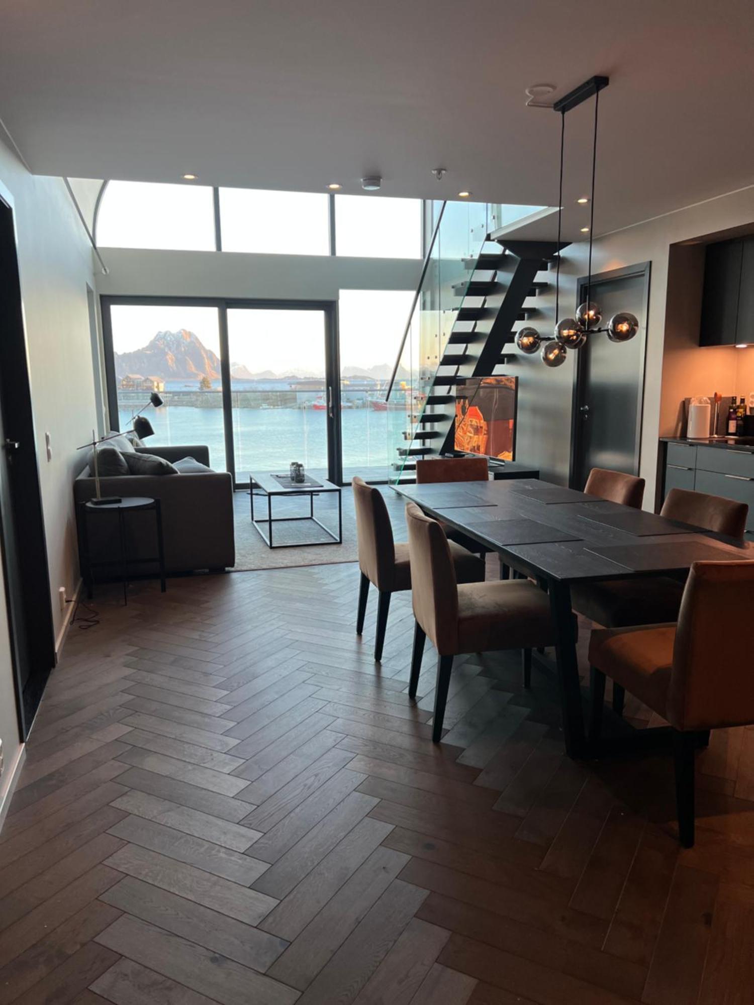 Lofoten Suiteapartments Сволвер Екстер'єр фото
